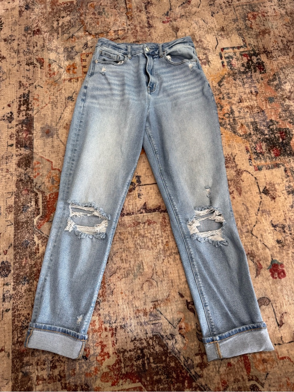American Eagle Outfitters Light Blue Distressed Boyfriend Jeans